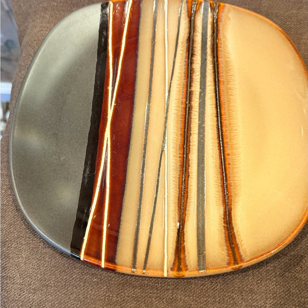 Striped Ceramic Bowl and Plate Set - Picture 2 of 4